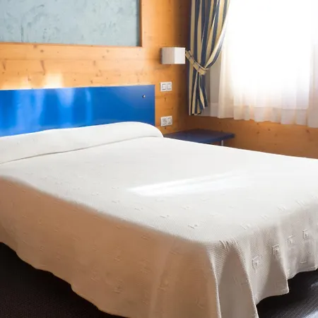 Hotel Bezana Santa Cruz De Bezana